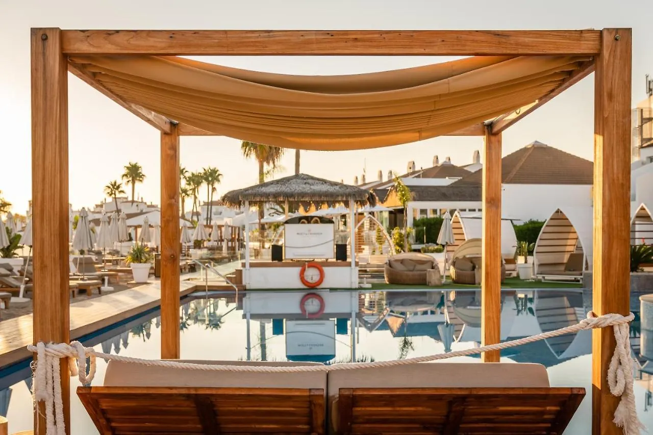 Lago Resort Menorca - Casas Del Lago Adults Only Cala en Bosch 5*,